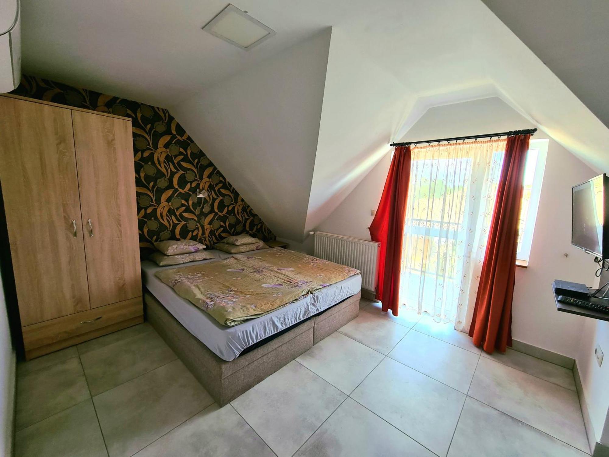 Anita Apartman Sopron Luaran gambar