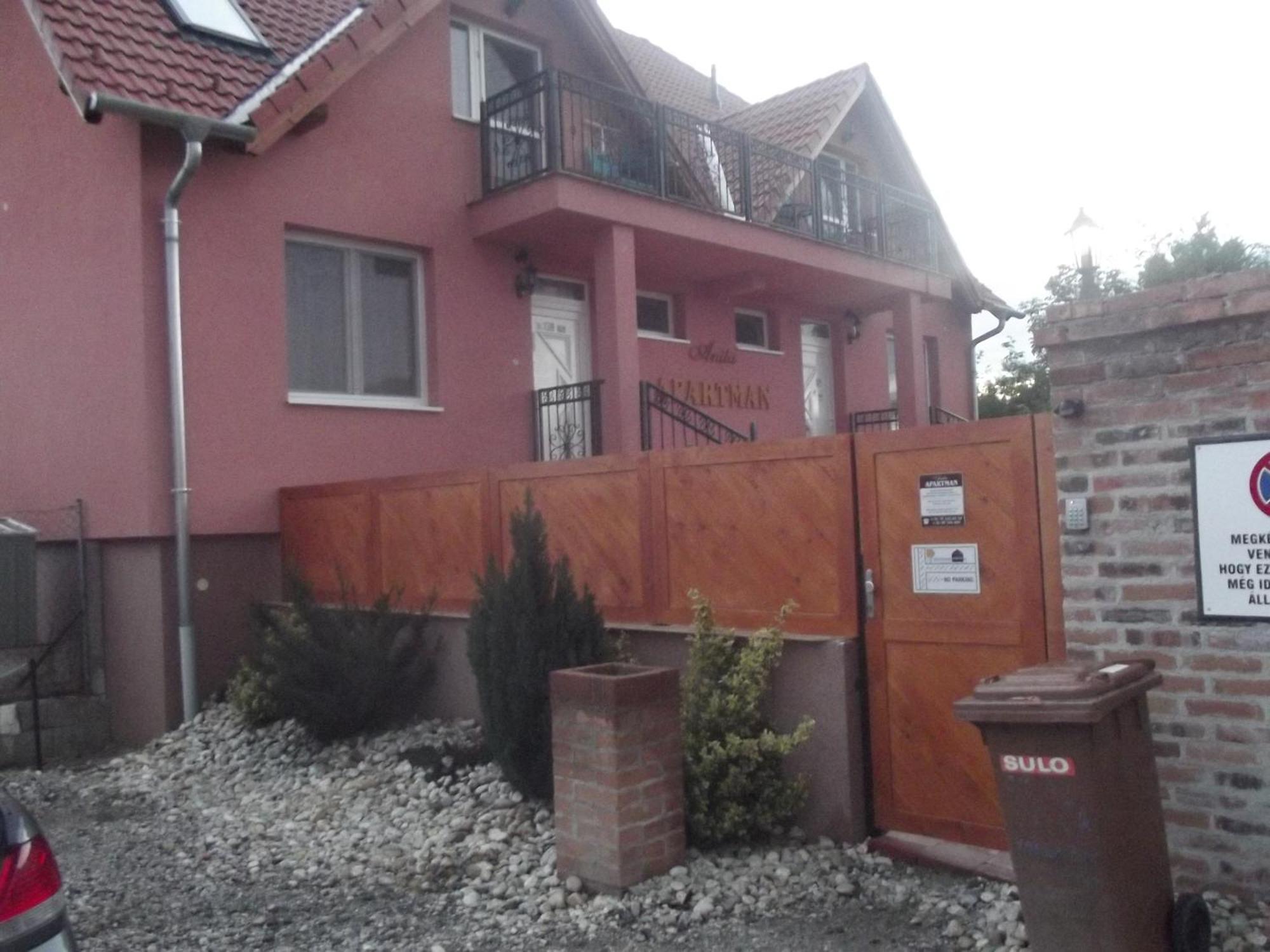 Anita Apartman Sopron Luaran gambar