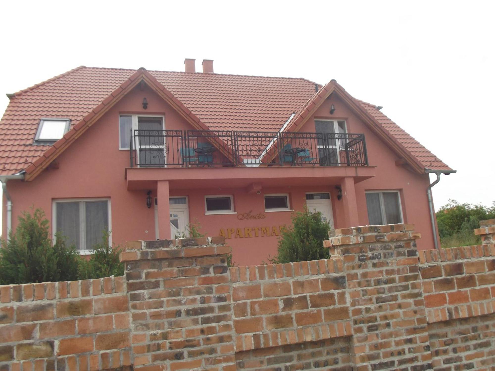 Anita Apartman Sopron Luaran gambar